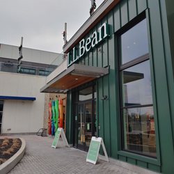 L.L.Bean - Outside