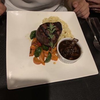 La Casa Ristorante - a plate of food - Italian Near Me - London, Ontario La Casa Ristorante - a plate of food - Italian Near Me - London, Ontario
