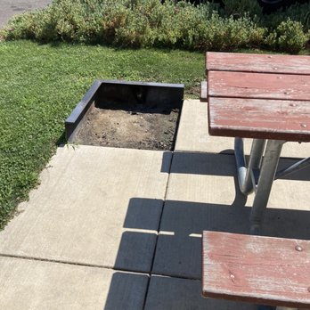 Southern Oregon RV Park - Fire pit - RV Parks Near Me - Central Point, Oregon Southern Oregon RV Park - Fire pit - RV Parks Near Me - Central Point, Oregon