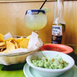 El Tequila - Margarita + Guacamole