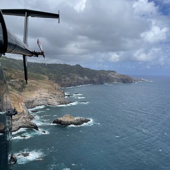 Pacific Helicopter Tours - Coastline - Aerial Tours Near Me - Kahului, Hawaii