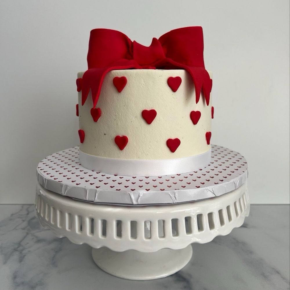 Red Velvet with cream cheese filling and buttercream frosting Red Velvet with cream cheese filling and buttercream frosting