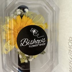 Bishop's Flower Shop - Corsage