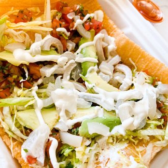 Tacos El Pariente - a plate of taco salad - Food Trucks Near Me - Olney, Maryland