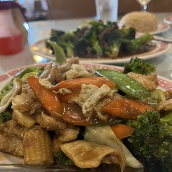 Mandarin Wok Restaurant - Dinner special - Chinese Near Me - San Diego, California Mandarin Wok Restaurant - Dinner special - Chinese Near Me - San Diego, California