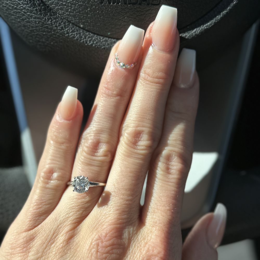 Ombré nude nails Ombré nude nails
