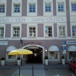 Altstadt Cafe Vier Jahreszeiten