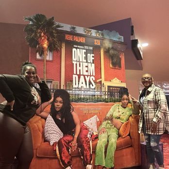 REGAL EDWARDS GREENWAY GRAND PALACE - Updated May 2025 - 350 Photos