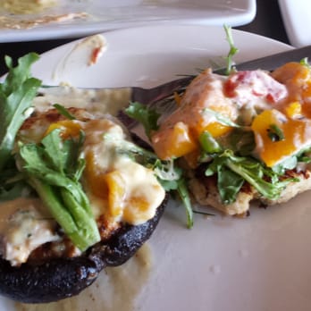 Conch Republic Seafood - Stuffed mushrooms and crabcakes - Seafood Near Me - Key West, Florida
