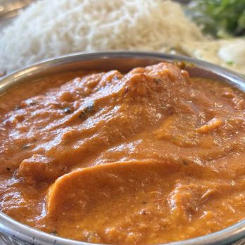 Durbar Indian and Nepalese Bistro - Lunch: Butter Chicken with Garlic Naan - Indian Near Me - Cheyenne, Wyoming Durbar Indian and Nepalese Bistro - Lunch: Butter Chicken with Garlic Naan - Indian Near Me - Cheyenne, Wyoming