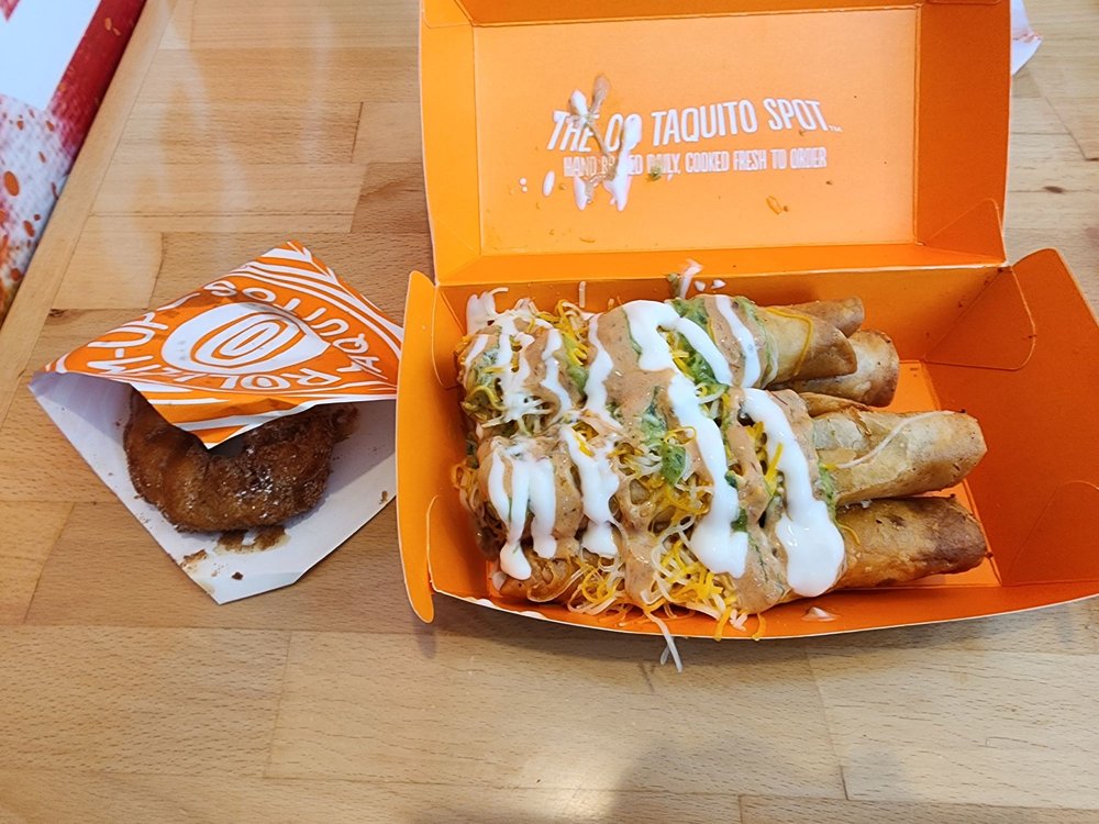 ROLL EM UP TAQUITOS Updated September 2024 138 Photos & 144 Reviews