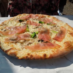 La Taverna - Pizza La Taverna ohne Tomatensauce
