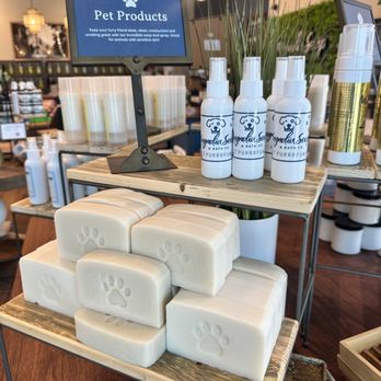 Magnolia Soap & Bath - Pet products - Cosmetics & Beauty Supply Near Me - Woodway, Texas Magnolia Soap & Bath - Pet products - Cosmetics & Beauty Supply Near Me - Woodway, Texas