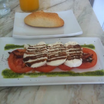 Chaumont - Tomato and mozzarella di buffala salad - Bakeries Near Me - Beverly Hills, California