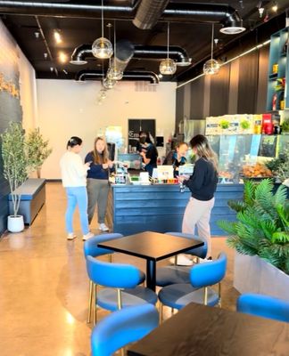 Em Coffee House by null