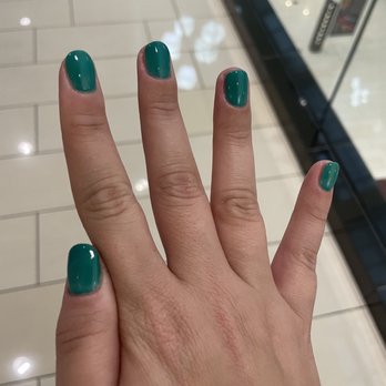 Luxury Nail & Brow Bar - Nail Salons Near Me - Glendale, California