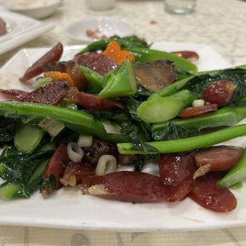 Cheung Hing - J22. Preserved Sausage and Meat with Broccoli is good (4/5) - Dim Sum Near Me - Belmont, California
