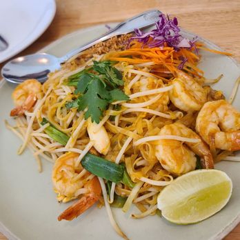 Basil & Co - Pad Thai - Thai Near Me - Diamond Bar, California