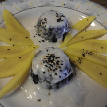 Thai Grille - black sticky rice (tasted almost like a cobbler with berries in it) with coconut milk and sliced fresh mango - Thai Near Me - Westerville, Ohio