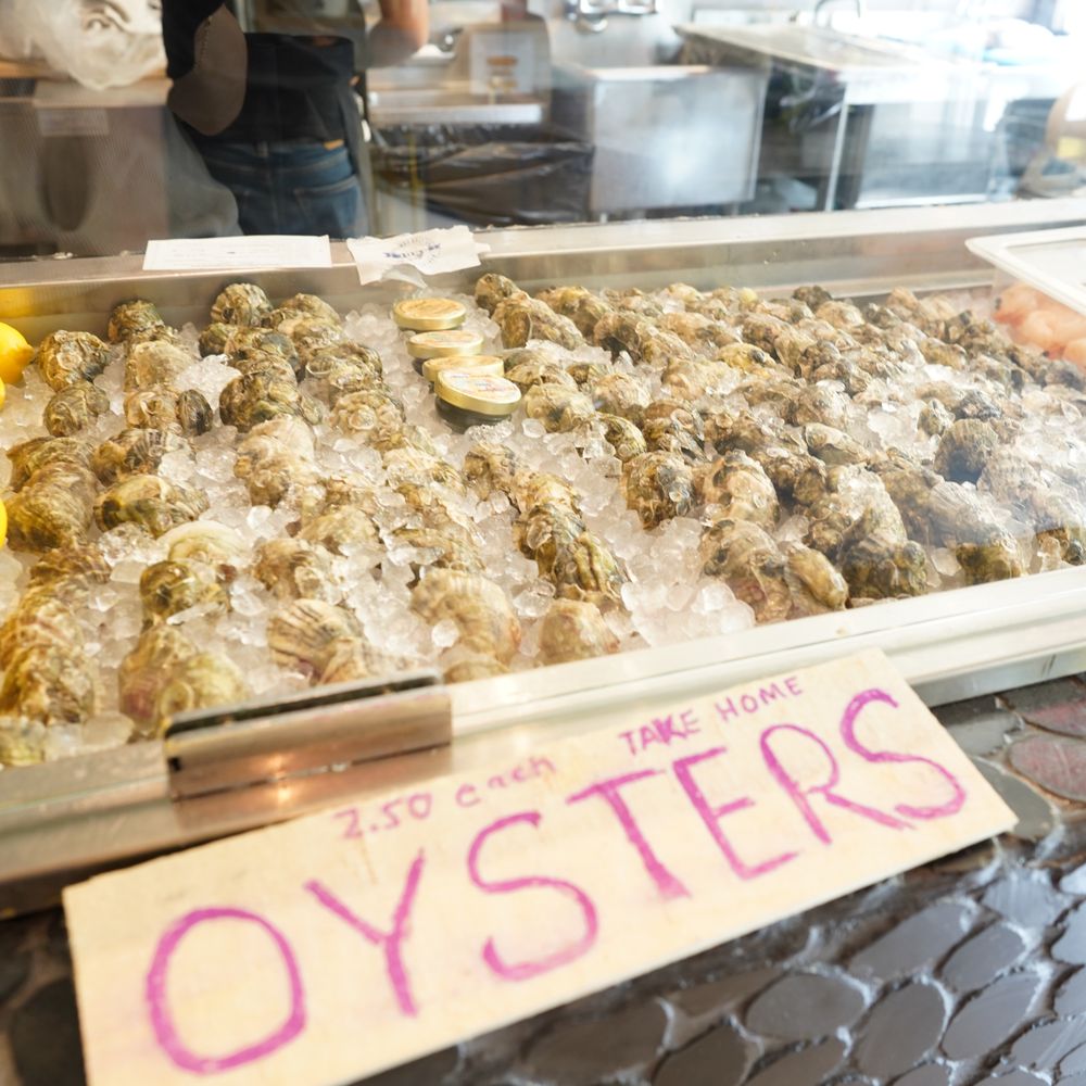 Fishmonger -Highlands - Fresh oysters, both for in-restaurant preparation and to take home - Seafood Markets Near Me - Atlanta, Georgia Fishmonger -Highlands - Fresh oysters, both for in-restaurant preparation and to take home - Seafood Markets Near Me - Atlanta, Georgia