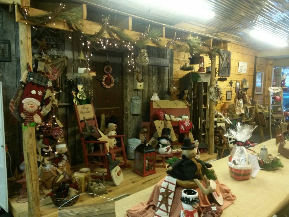 ARTS AND TREASURES Updated September 2024 40 W Main St, Grafton