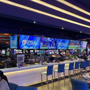 Dave & Buster's Hollywood - Arcades Near Me - Hollywood, Florida