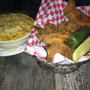 Lucy's Fried Chicken - Mac n cheese dish and basket of chicken - New American Near Me - Austin, Texas Lucy's Fried Chicken - Mac n cheese dish and basket of chicken - New American Near Me - Austin, Texas
