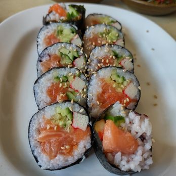 Imonay House Restaurant - Salmon roll / IG @mwy.eats - Korean Near Me - Toronto, Ontario Imonay House Restaurant - Salmon roll / IG @mwy.eats - Korean Near Me - Toronto, Ontario