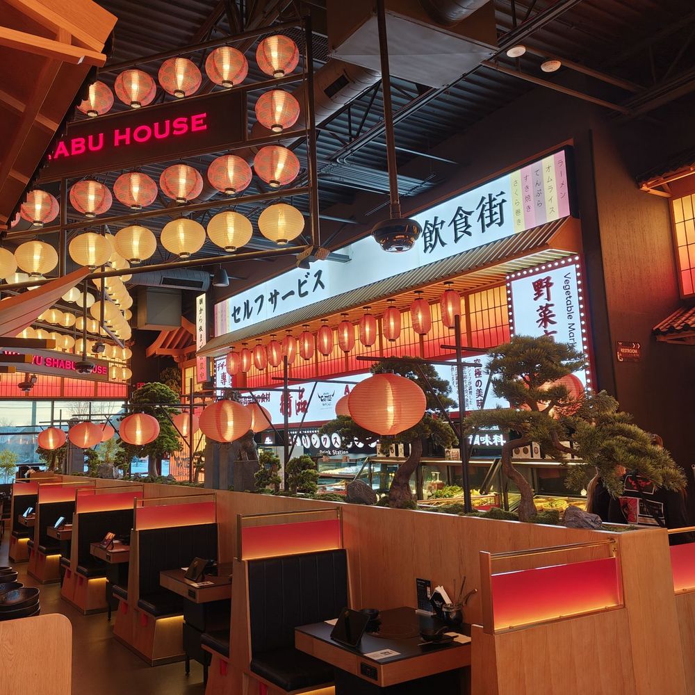 Chubby Cattle - Partial view of the dining area - Hot Pot Near Me - Novi, Michigan