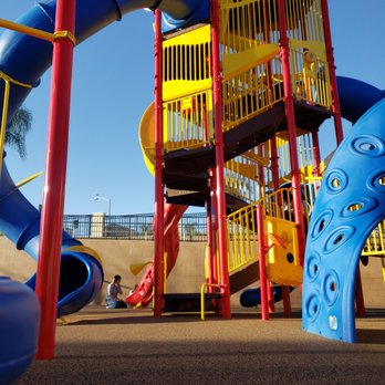 Lagos de Moreno Park - Beautiful colorful structure with 3 levels for climbing and 4 big slides - Parks Near Me - Brea, California