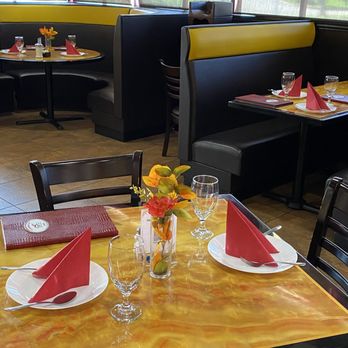 Tandoori Hut - Saturday, 9/7/2024 at 4:00 pm, the tables are beautifully set for the evening. Online ordering system was down, but I called for carry-out. - Indian Near Me - Houston, Texas Tandoori Hut - Saturday, 9/7/2024 at 4:00 pm, the tables are beautifully set for the evening. Online ordering system was down, but I called for carry-out. - Indian Near Me - Houston, Texas