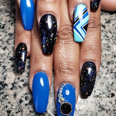 Vivi Nails