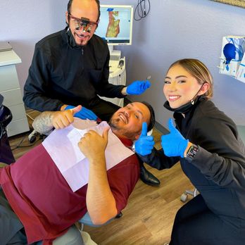 Jim Kelly , DDS - Dr. Kelly's patients leave his dental chair with brighter smiles! - Cosmetic Dentists Near Me - Phoenix, Arizona Jim Kelly , DDS - Dr. Kelly's patients leave his dental chair with brighter smiles! - Cosmetic Dentists Near Me - Phoenix, Arizona