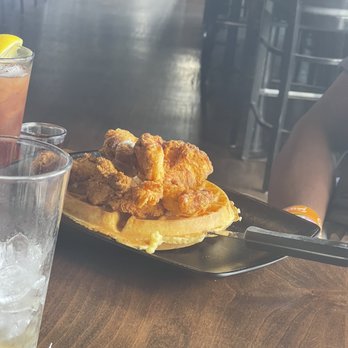Table Six Kitchen + Bar - Chicken n waffles - New American Near Me - North Canton, Ohio