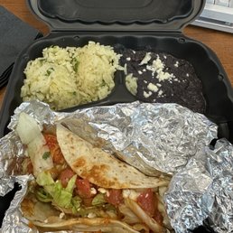 Grilled chicken tacos