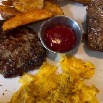 Full Goods Diner - Diners Near Me - San Antonio, Texas Full Goods Diner - Diners Near Me - San Antonio, Texas
