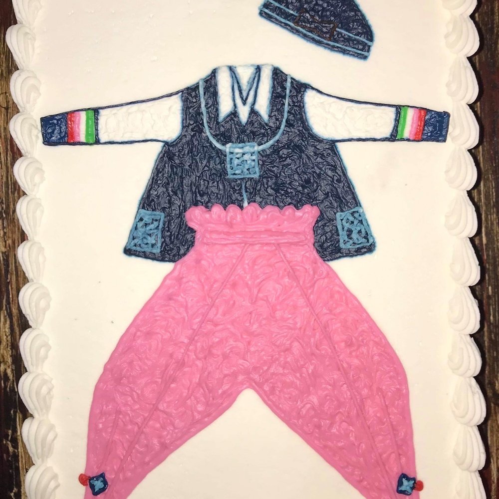 Madison Park Bakery - Korean hanbok cake (boy) - Bakeries Near Me - Seattle, Washington Madison Park Bakery - Korean hanbok cake (boy) - Bakeries Near Me - Seattle, Washington