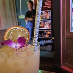 Arbor Hall - Pearl Diver Punch