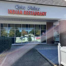 Exterior photo of Spice Palace Indian Restaurant - Williamsburg, Virginia Exterior photo of Spice Palace Indian Restaurant - Williamsburg, Virginia