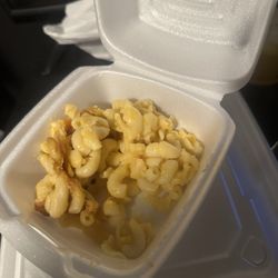 Best Taste Jamaican and American Restaurant - Macaroni & Cheese