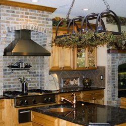Thomson Select Cabinets - This unique kitchen was completed in Mandarin, Jacksonville, FL