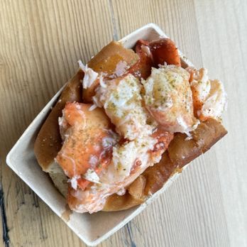 Luke's Lobster Penn Quarter - Seafood Near Me - Washington, DC, District of Columbia Luke's Lobster Penn Quarter - Seafood Near Me - Washington, DC, District of Columbia
