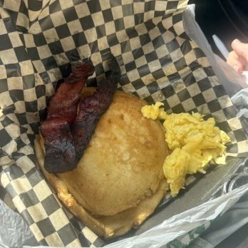 Pra_LEES - Pancakes, Eggs and Meat - Seafood Near Me - New Orleans, Louisiana Pra_LEES - Pancakes, Eggs and Meat - Seafood Near Me - New Orleans, Louisiana