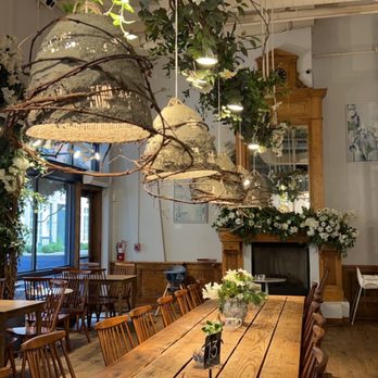 maman - Inside area - Breakfast & Brunch Near Me - Bethesda, Maryland