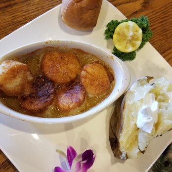 Lakeshore Resort - Seared huge fresh scallops! - Resorts Near Me - Lakeshore, California Lakeshore Resort - Seared huge fresh scallops! - Resorts Near Me - Lakeshore, California