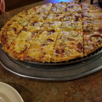 Gelsosomo's Pizzeria - Pepperoni pizza - Pizza Near Me - Macomb, Illinois