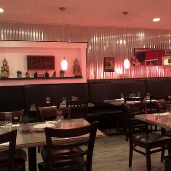 Sala Thai Street Food - Thai Near Me - Bloomfield, Connecticut