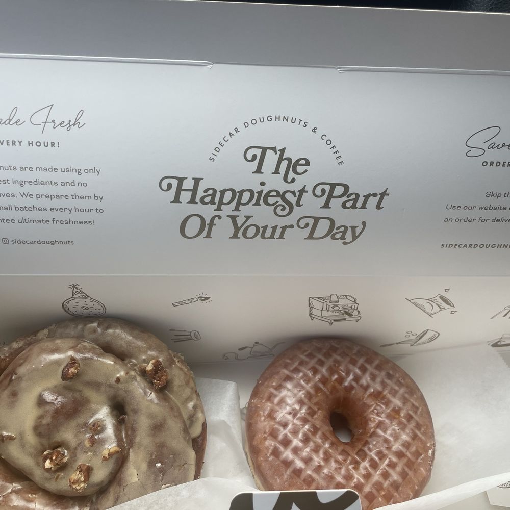 Sidecar Doughnuts & Coffee - Vanilla bean & cinnamon roll - Donuts Near Me - Manhattan Beach, California