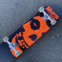 Orbit Skates & Boutique - Skateboard