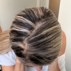 Rosewood Salon - Bleach bleed marks all over my hair. Completely damaged. Had to cut 4inches of my hair to fix damage.